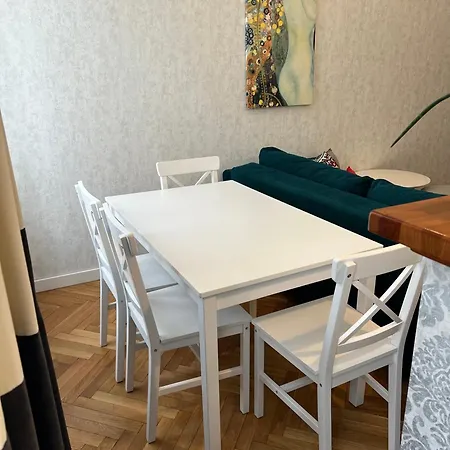 108 Centrum Apartmán Varšava